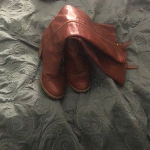Brown boots size 9